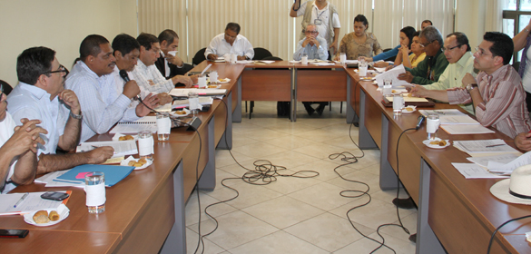 "Comision de Produccion con Ministro de Hacienda y Credito Publico"