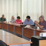 "Comision de Produccion debatiendo dictamen"