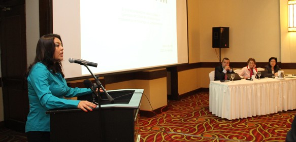 "Diputada Jenny Martinez, Pdta.Com.Infraestructura"