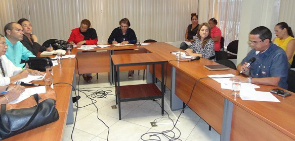 "Comision de Asuntos de la Mujer"