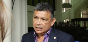"Dip.Wilfredo Navarro"