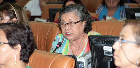 "Dip.Maria Gilma Rosales, Miembro de Comision de Poblacion"