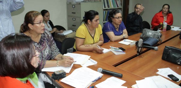 "Comision de Asuntos de la Mujer"