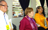 "Diputadas en aula de primaria"